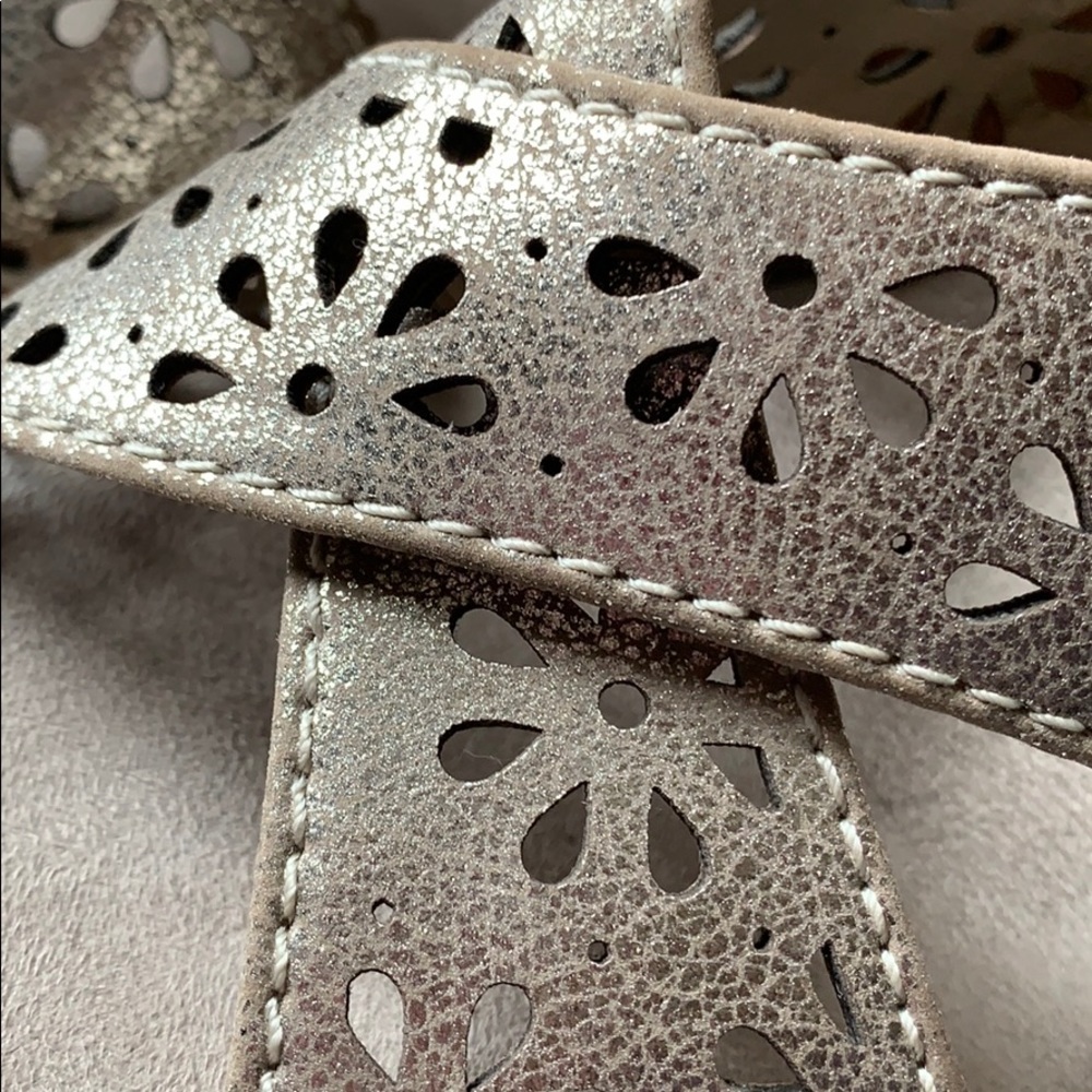 Wedges - Picture 2 of 7